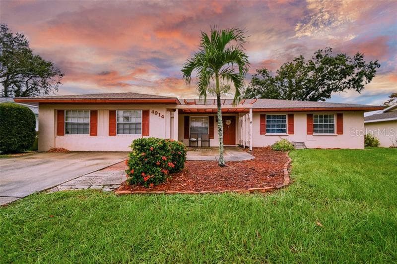 4914 34TH AVENUE W