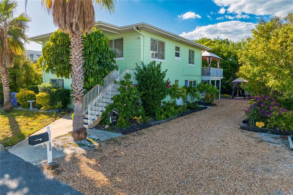 120 118TH AVENUE TREASURE ISLAND, FL 33706