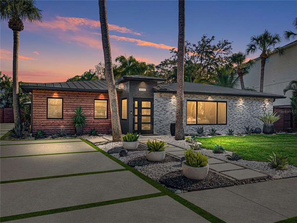 5010 W EVELYN DRIVE