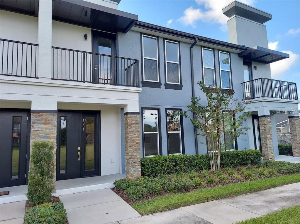 1851 HOUSTON STREET KISSIMMEE, FL 34743