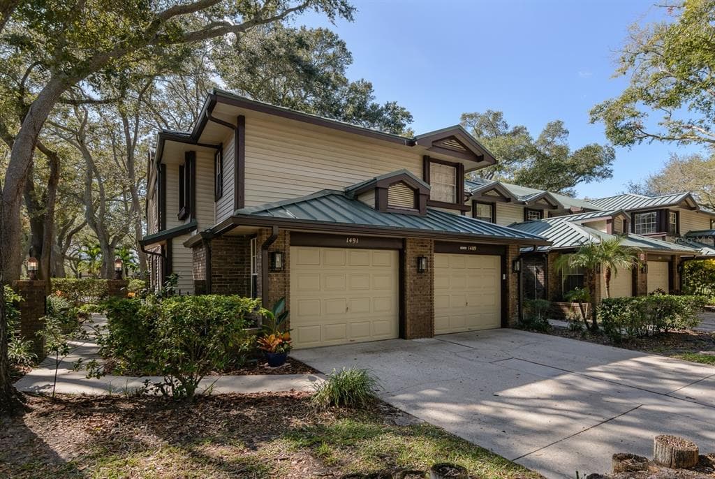 1489 MAHOGANY LANE UNIT 1601 PALM HARBOR, FL 34683