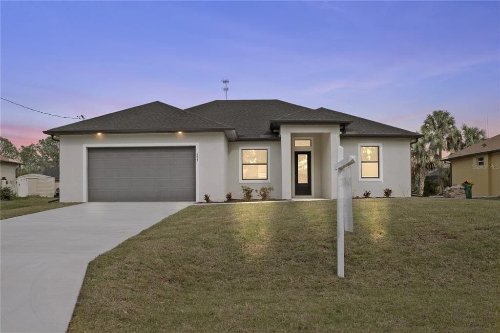 470 SKYLAND LANE PORT CHARLOTTE, FL 33953
