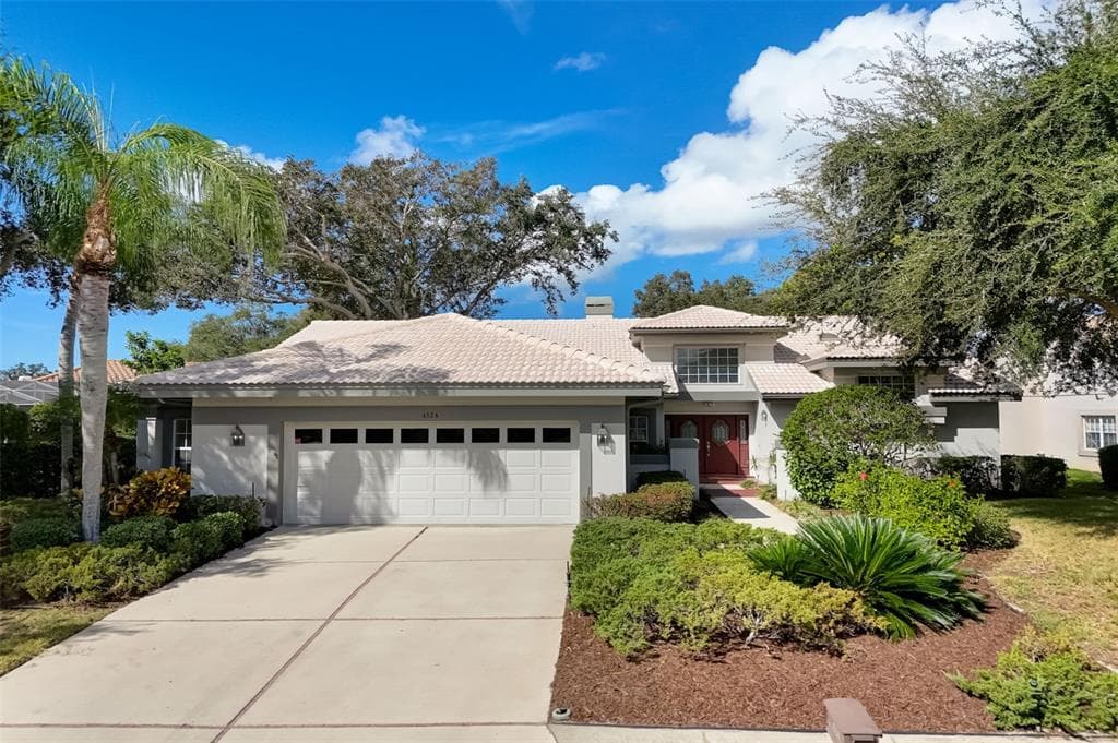 4524 HIGHLAND OAKS CIRCLE SARASOTA, FL 34235