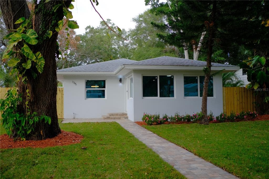 135 24TH AVENUE SE ST PETERSBURG, FL 33705