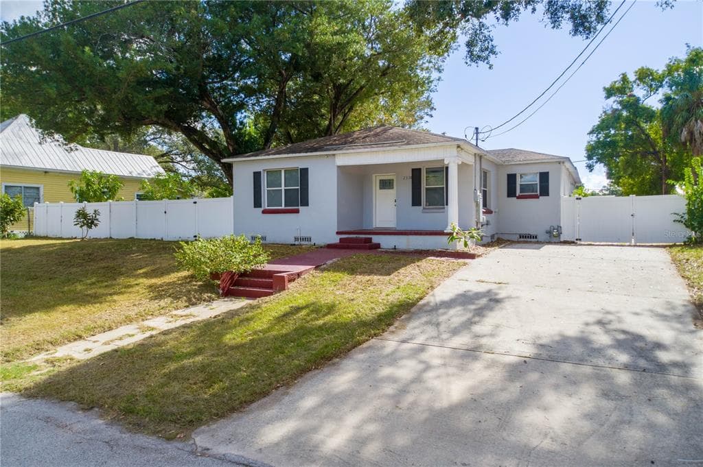 2308 W SAINT LOUIS STREET