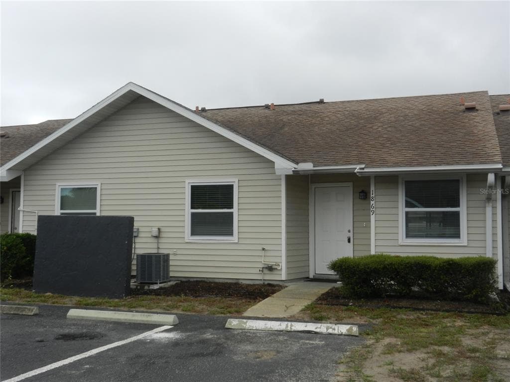 1869 10TH STREET PALM HARBOR, FL 34683