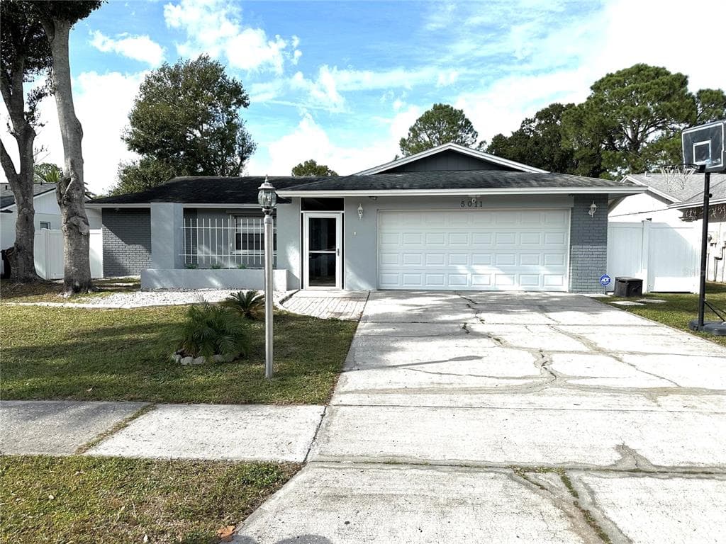5011 CARROLLWOOD MEADOWS DRIVE