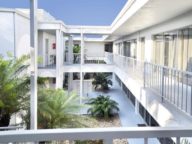 1200 N CENTRAL AVENUE UNIT 207 KISSIMMEE, FL 34741