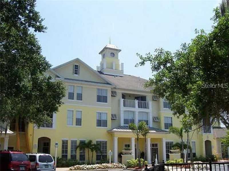 1306 HIGH HAMMOCK DRIVE UNIT 106 TAMPA, FL 33619