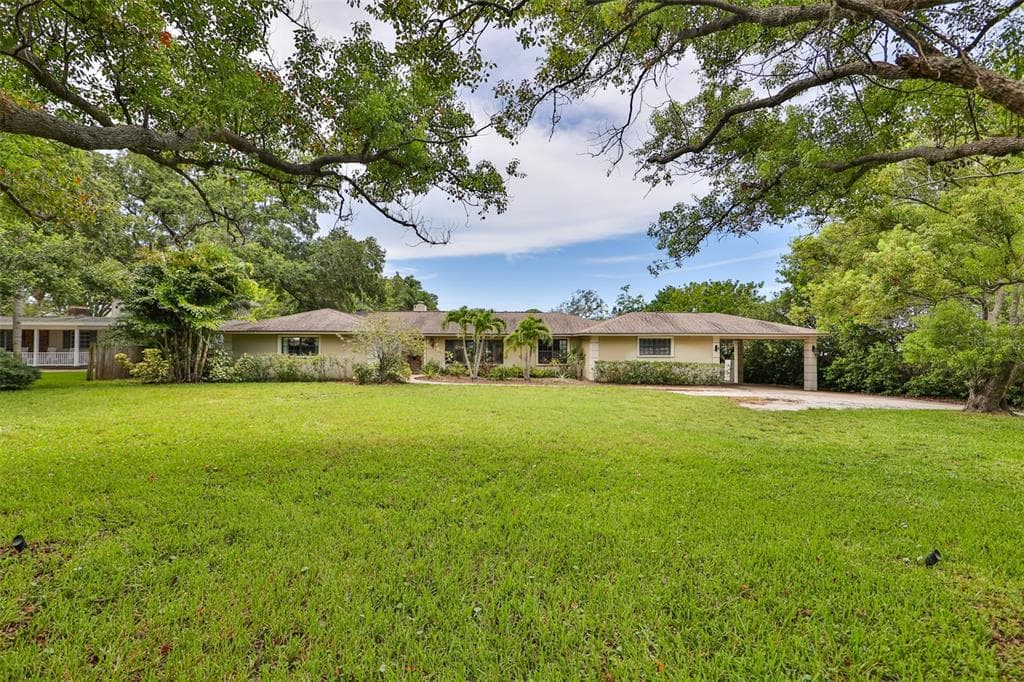 13380 82ND AVENUE SEMINOLE, FL 33776