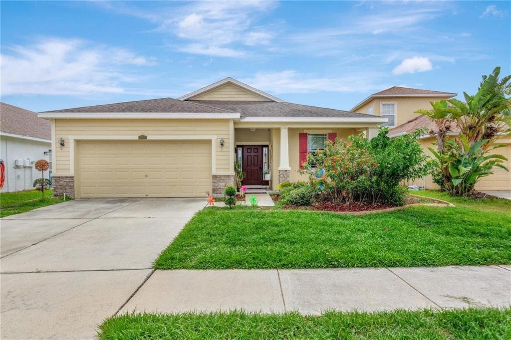 1748 BONITA BLUFF COURT RUSKIN, FL 33570