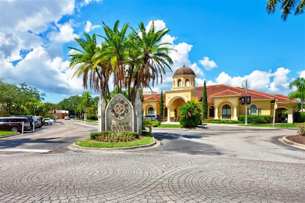 2749 VIA CIPRIANI UNIT 1015B CLEARWATER, FL 33764