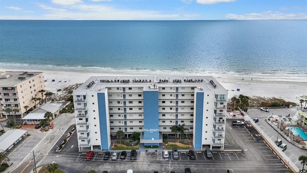 13500 GULF BOULEVARD UNIT 504 MADEIRA BEACH, FL 33708