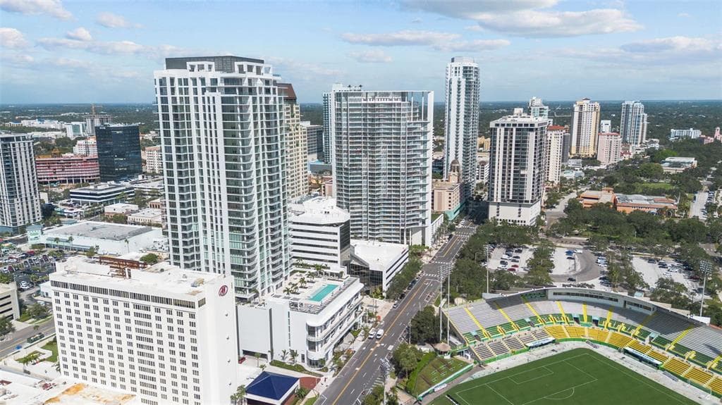 301 1ST STREET S UNIT 1103 ST PETERSBURG, FL 33701