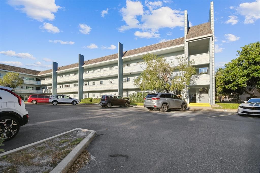 2254 NORWEGIAN DRIVE UNIT 20