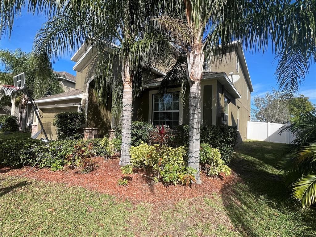 1803 PALM WARBLER LANE