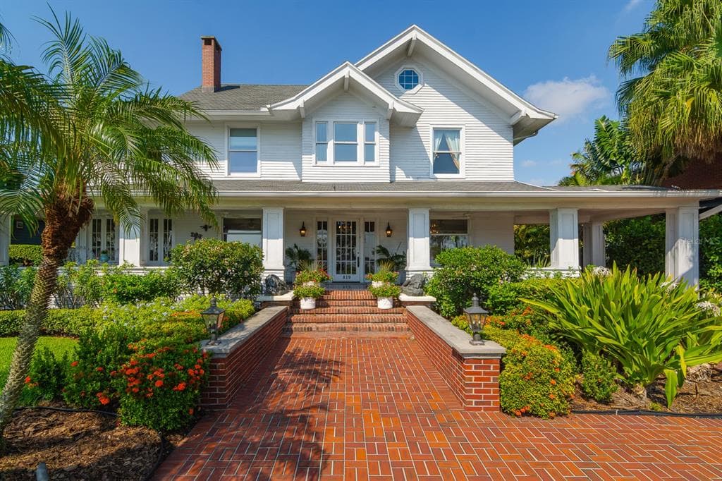 819 BAYSHORE BOULEVARD