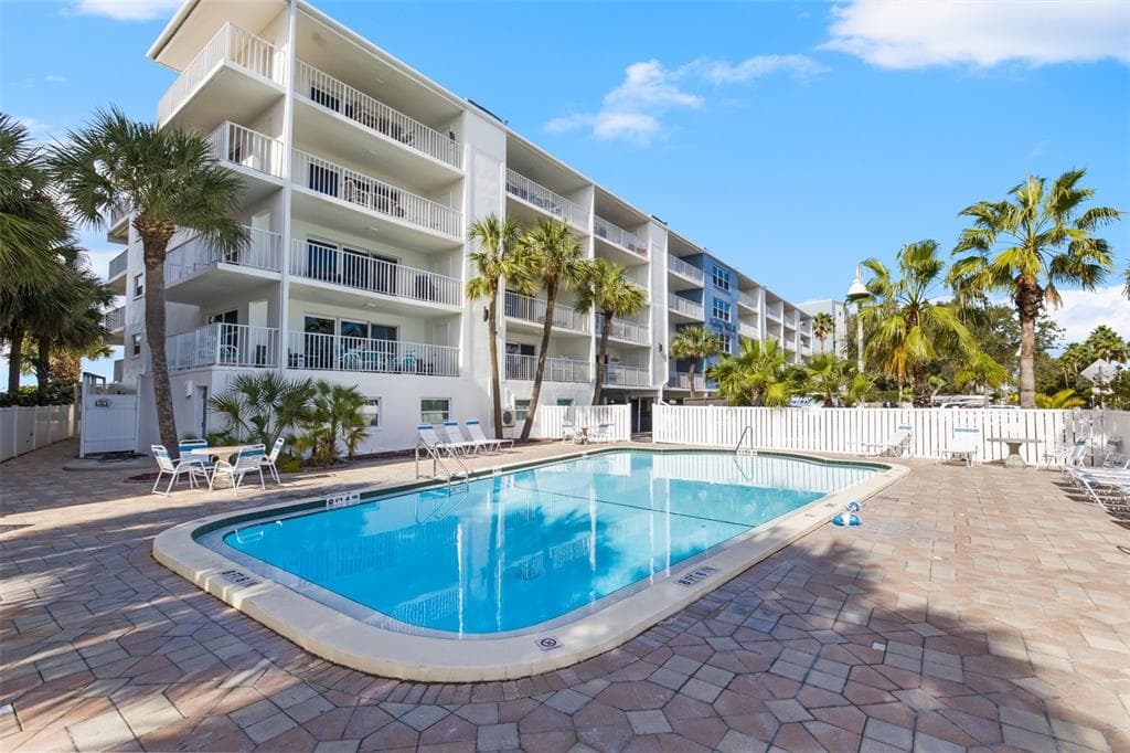 19610 GULF BOULEVARD UNIT 101