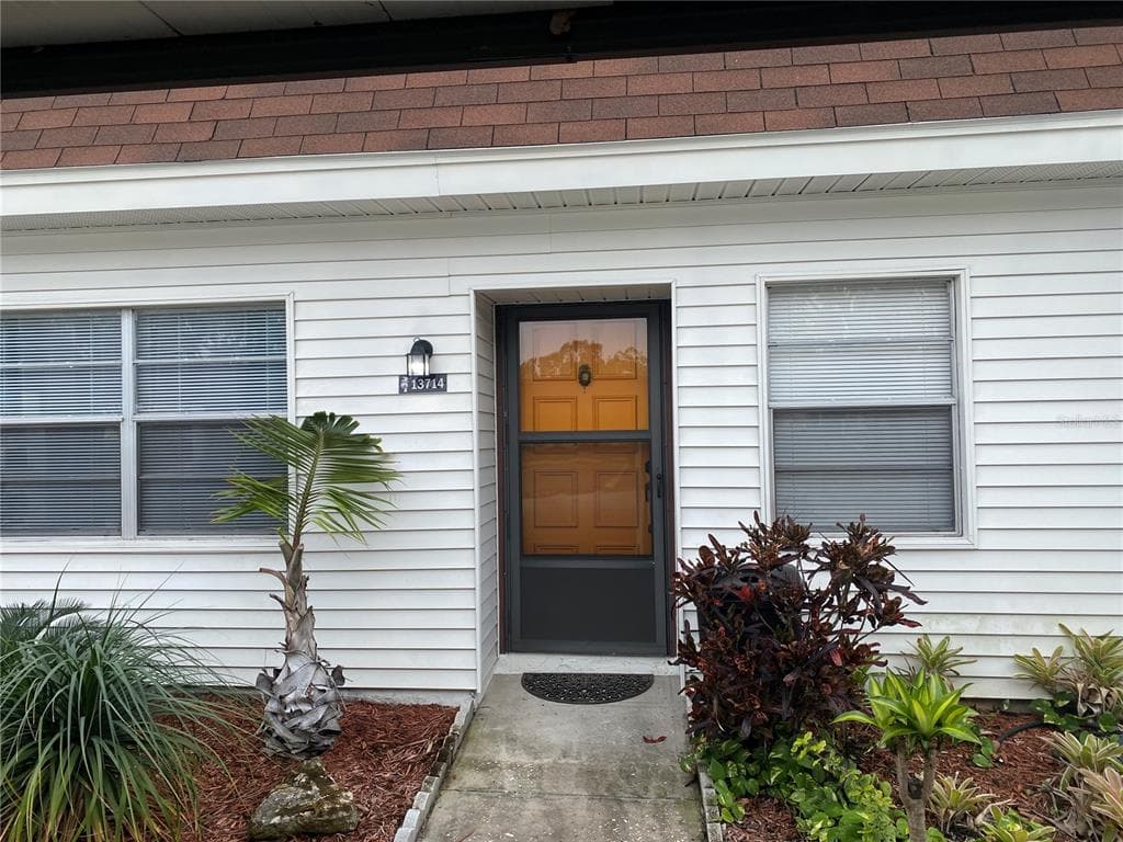 13714 MISSION OAKS BOULEVARD UNIT 13714 SEMINOLE, FL 33776