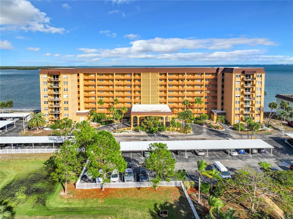 9 HAIG PLACE UNIT 802