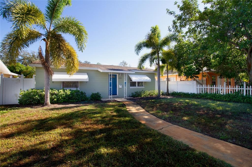 2520 49TH STREET S ST PETERSBURG, FL 33707