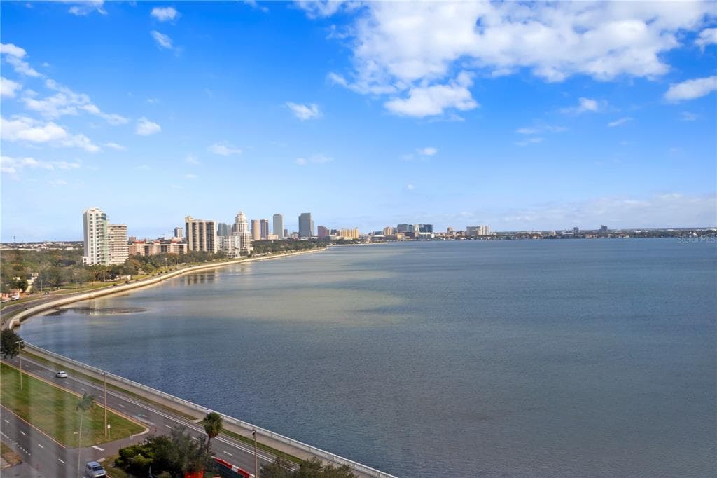 3301 BAYSHORE BOULEVARD UNIT 1506C TAMPA, FL 33629