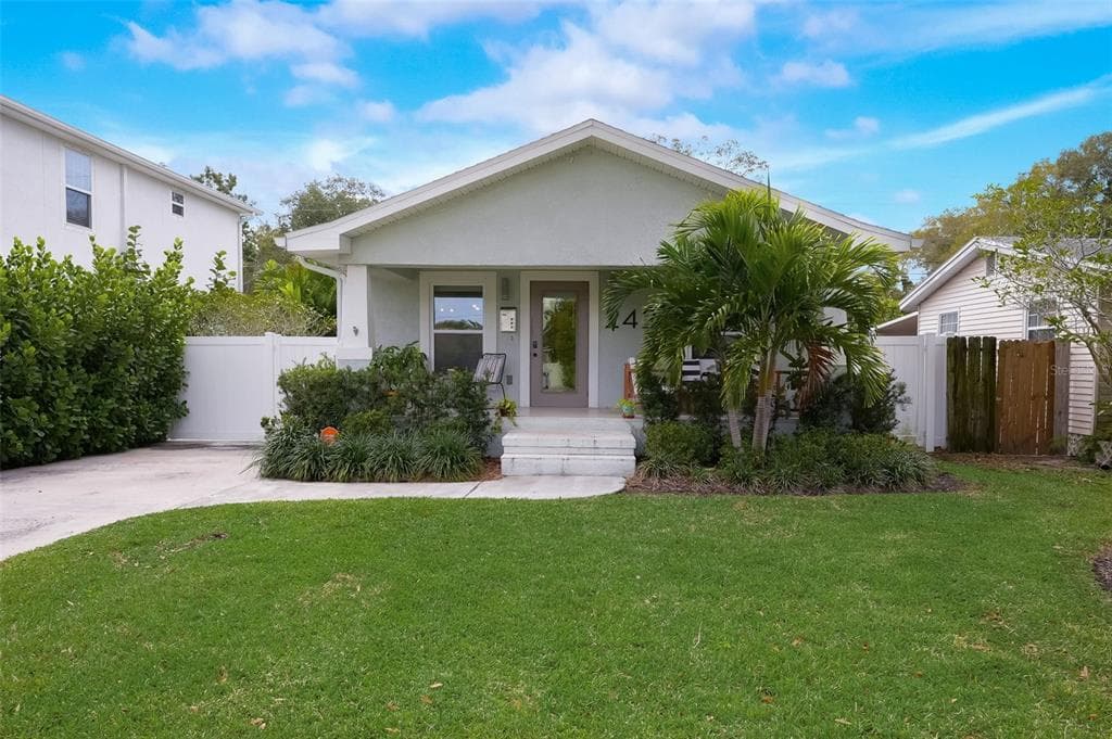 2424 15TH AVENUE N ST PETERSBURG, FL 33713