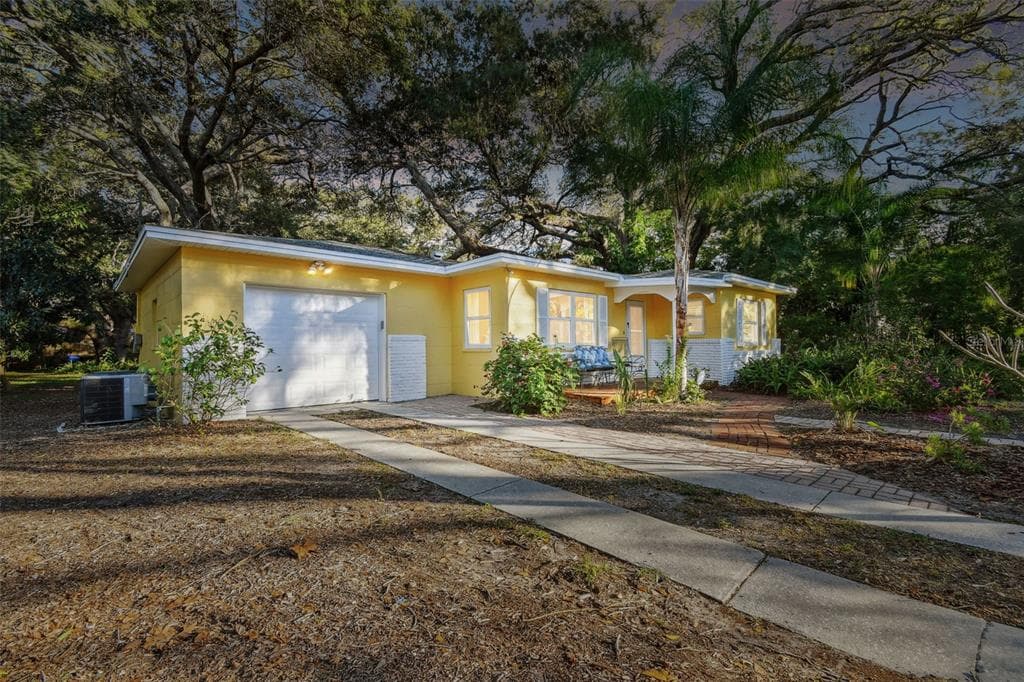 609 ORANGE AVENUE