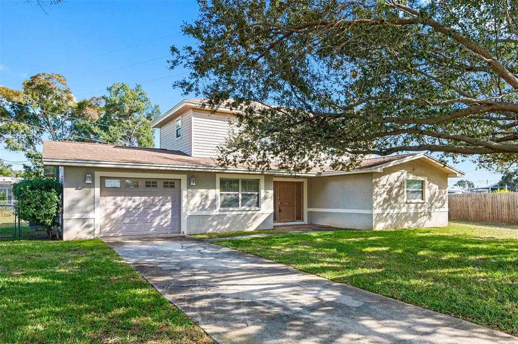 11007 65TH TERRACE SEMINOLE, FL 33772
