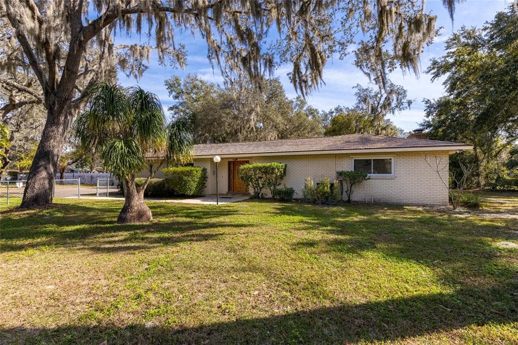 8404 ALAFIA RIDGE ROAD RIVERVIEW, FL 33569