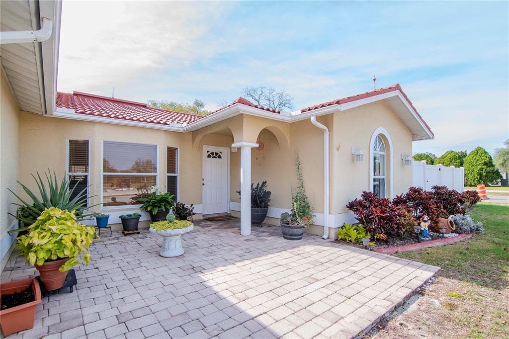 7118 MAPLEHURST DRIVE
