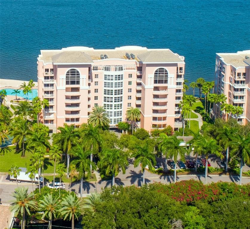 4961 BACOPA LANE S UNIT 703 ST PETERSBURG, FL 33715