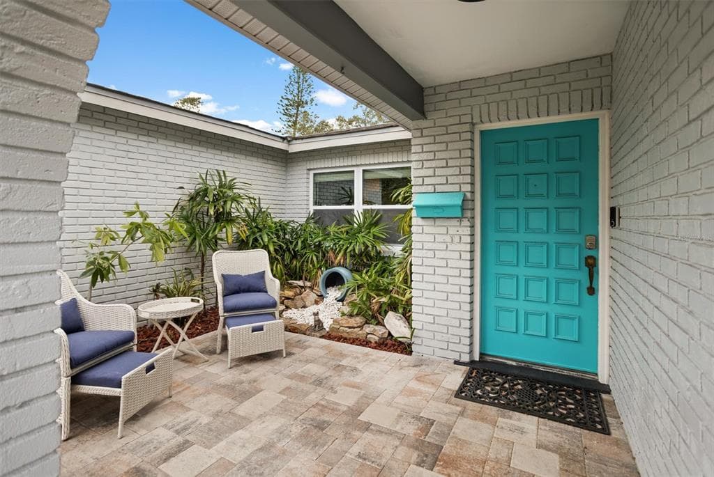 5127 CAESAR WAY S ST PETERSBURG, FL 33712