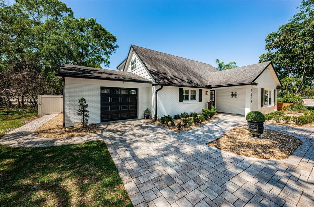 2219 S OCCIDENT STREET TAMPA, FL 33629