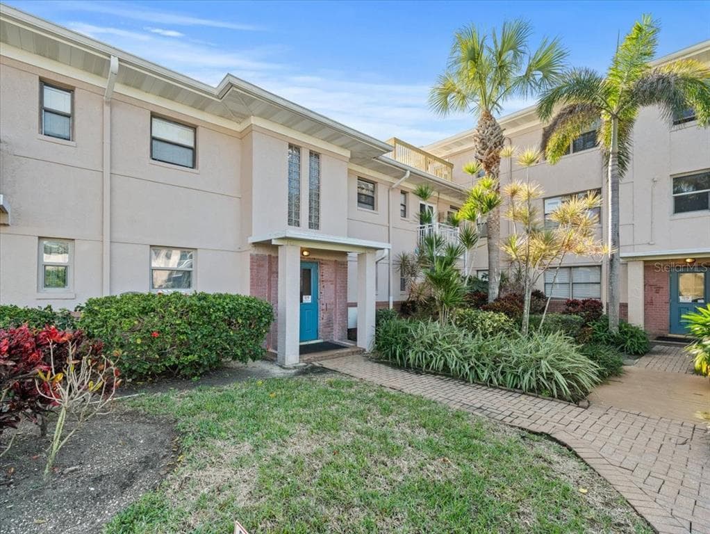 6700 SUNSET WAY UNIT 504 ST PETE BEACH, FL 33706