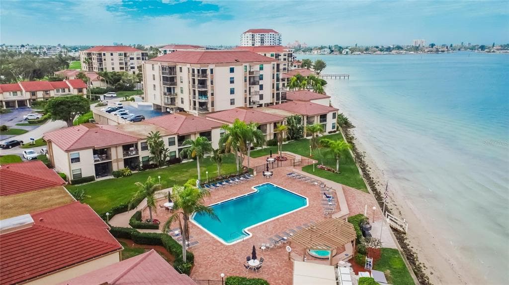 6145 SUN BOULEVARD UNIT 111