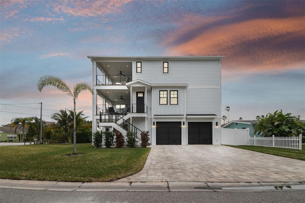 1110 BAY PINE BOULEVARD INDIAN ROCKS BEACH, FL 33785