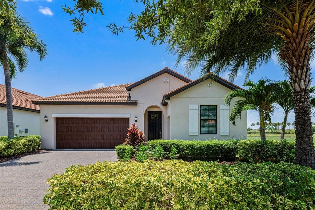 17133 HOLLY WELL AVENUE WIMAUMA, FL 33598