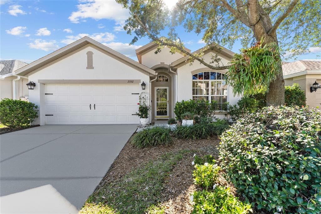 23312 KEY LARGO LOOP