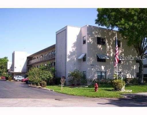 5975 TERRACE PARK DRIVE N UNIT 105 ST PETERSBURG, FL 33709