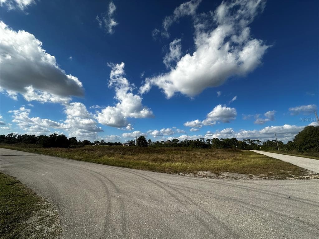 479 RAJAH STREET LEHIGH ACRES, FL 33974