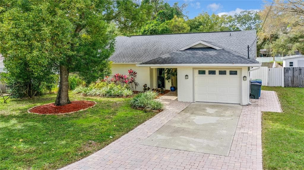 9412 N CONNECHUSETT ROAD TAMPA, FL 33617