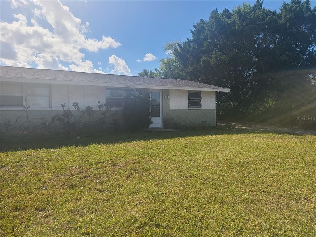 7234 NEW YORK AVENUE HUDSON, FL 34667