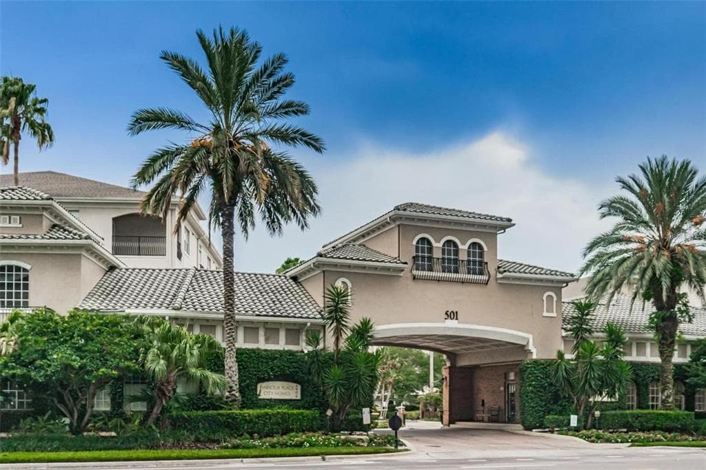 501 KNIGHTS RUN AVENUE UNIT 2322 TAMPA, FL 33602