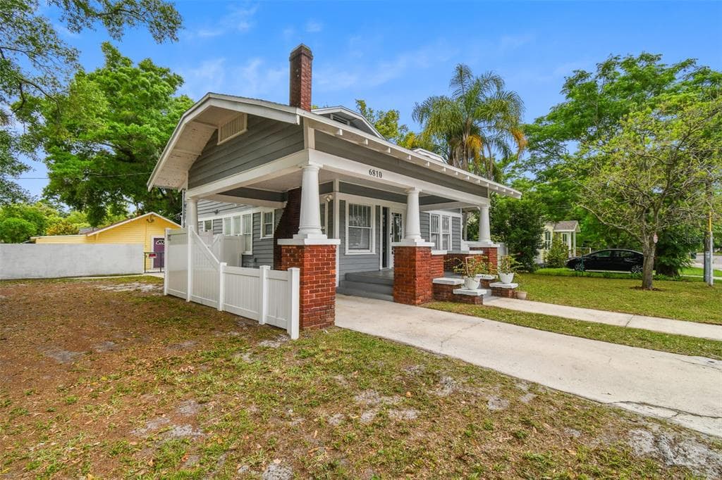 6810 N NAVIN AVENUE UNIT A TAMPA, FL 33604