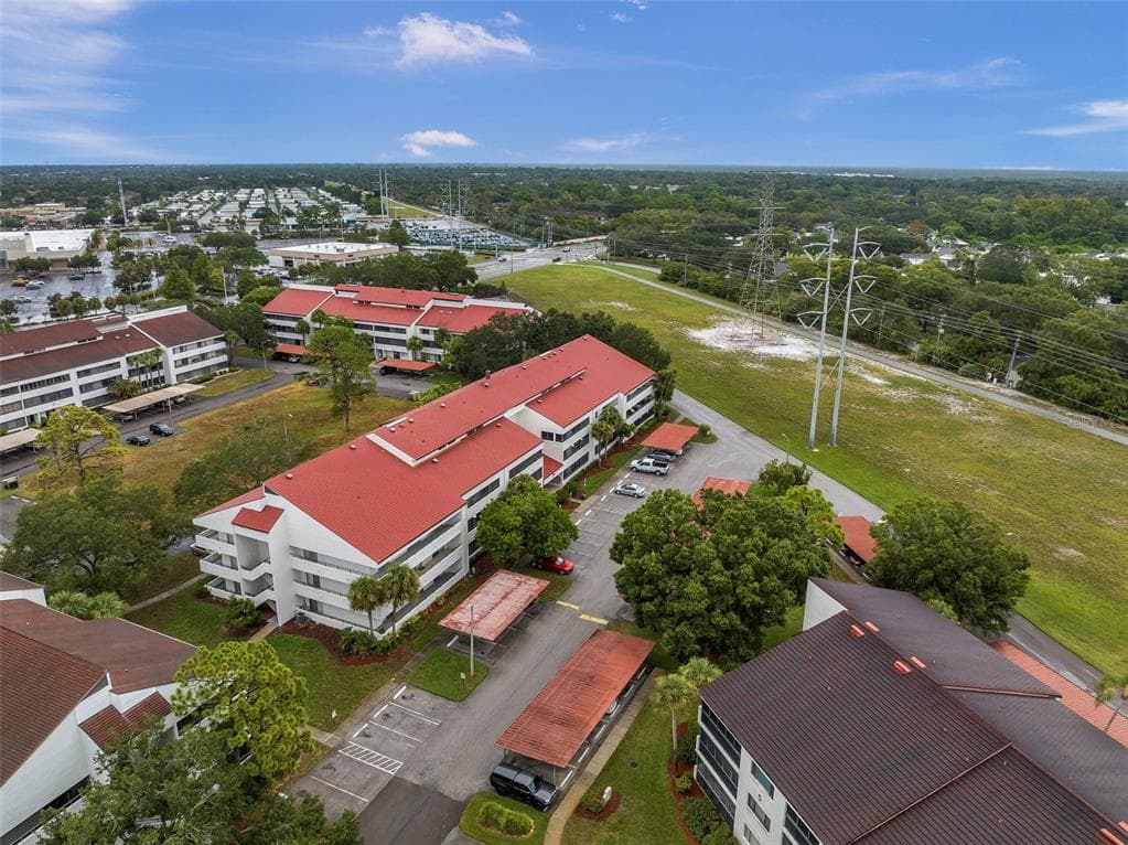 2579 COUNTRYSIDE BOULEVARD UNIT 1203 CLEARWATER, FL 33761