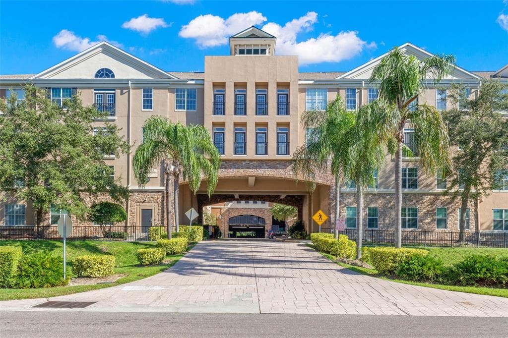 4221 W SPRUCE STREET UNIT 2109 TAMPA, FL 33607