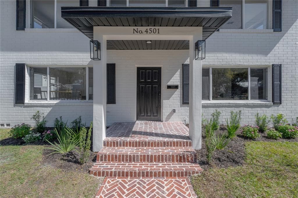 4501 N HIGHLAND AVENUE TAMPA, FL 33603