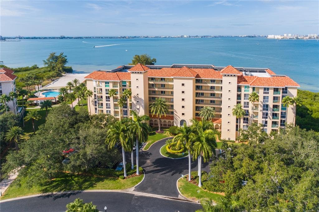 4737 DOLPHIN CAY LANE S UNIT 204 ST PETERSBURG, FL 33711