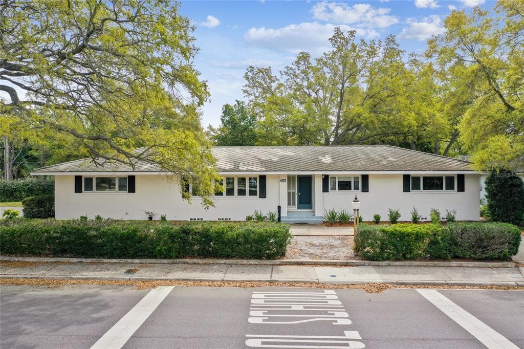 4402 HENDERSON BOULEVARD TAMPA, FL 33629
